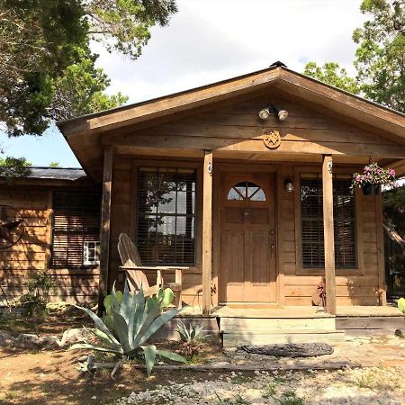Rockin' B Ranch Love Shack Pipe Creek Exteriér fotografie